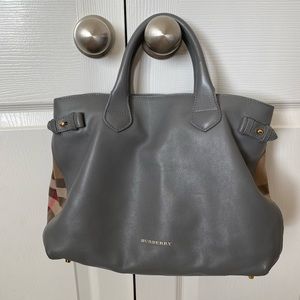 BURBERRY House Check Sartorial Medium Banner Tote